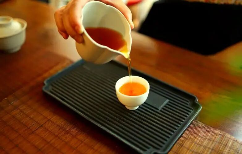 为什么你泡的红茶不好喝？新手一学就会的泡茶方法