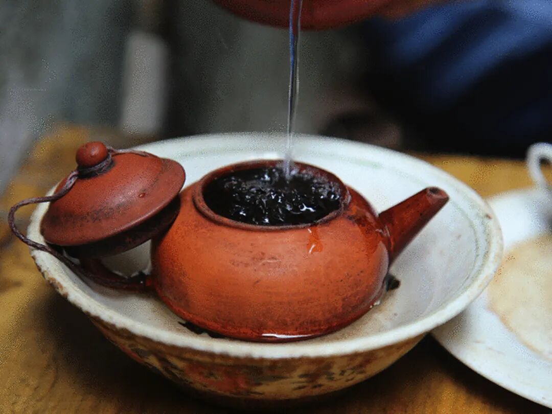 生活最好的方式：喝茶，运动，早睡