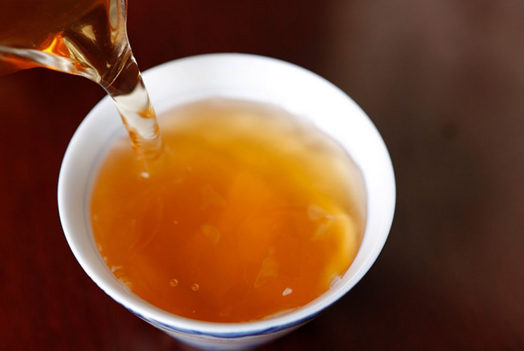 你存的普洱茶,真的在变好吗?揭开“越陈越香”背后的真实逻辑(深度好文)